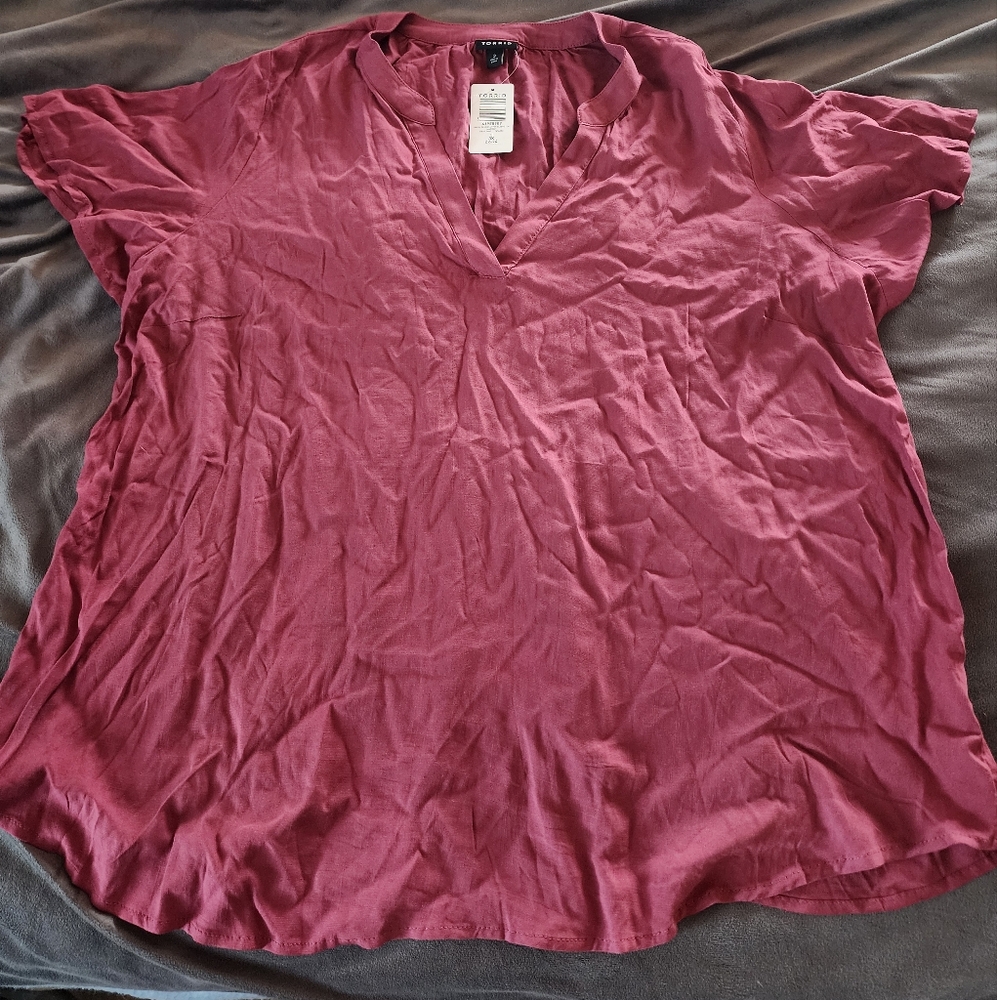 Short sleeve top